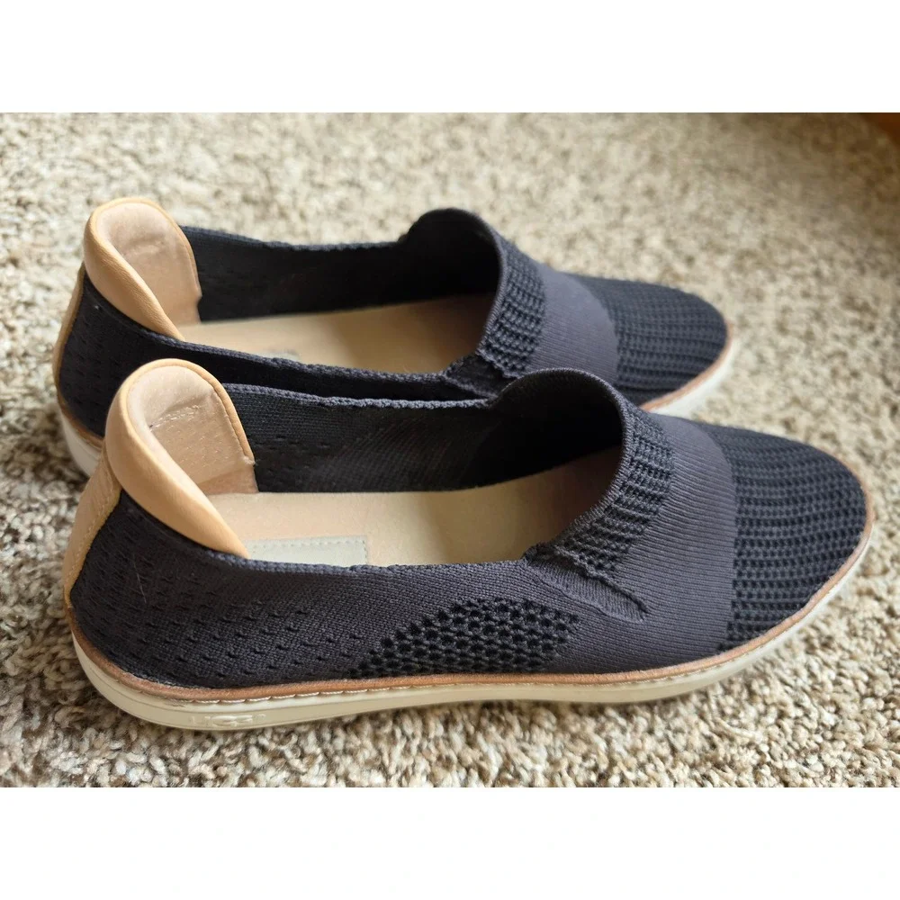 UGG Sammy Black Knit Slip On Sneakers 1016756 Women Size 9